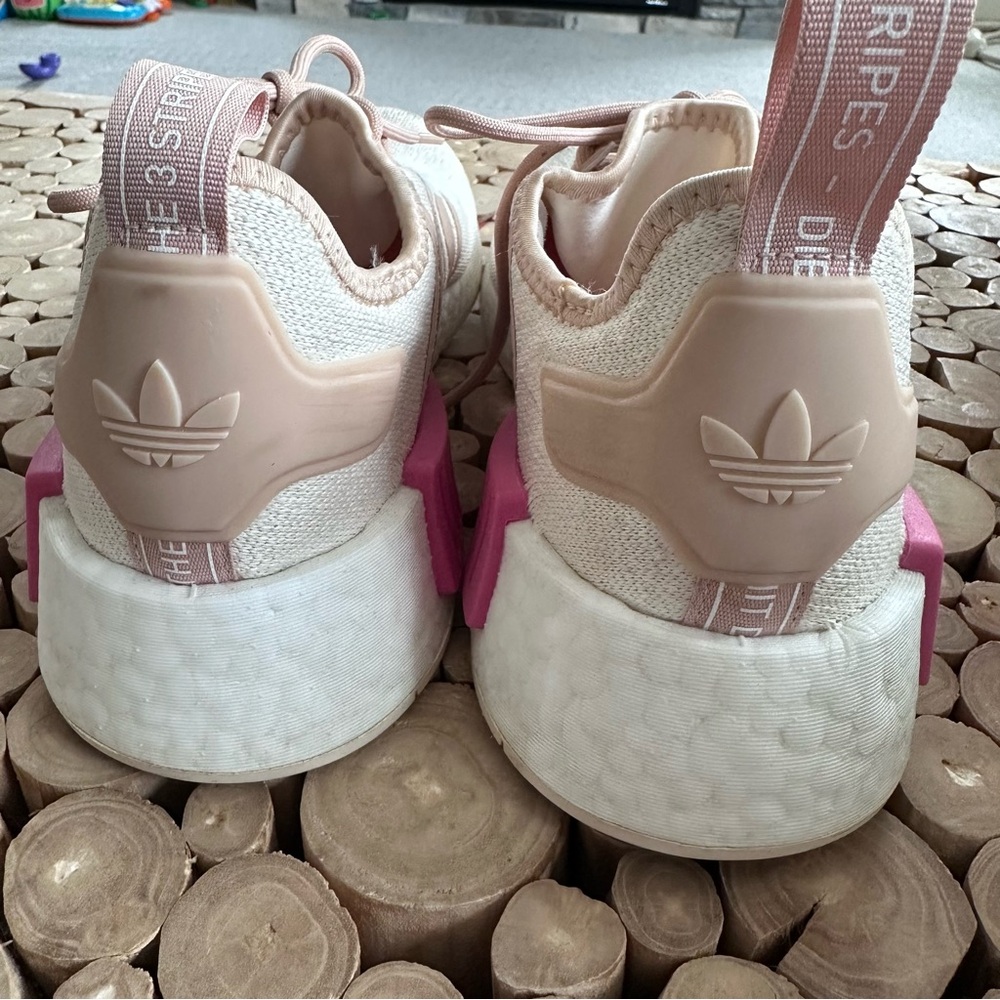 ADIDAS NMD R1 - Picture 4 of 6